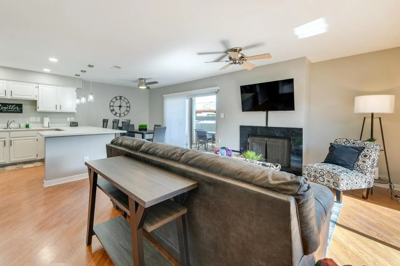 Apartament Modern Scottsdale Oasis With Patio And Pool Access