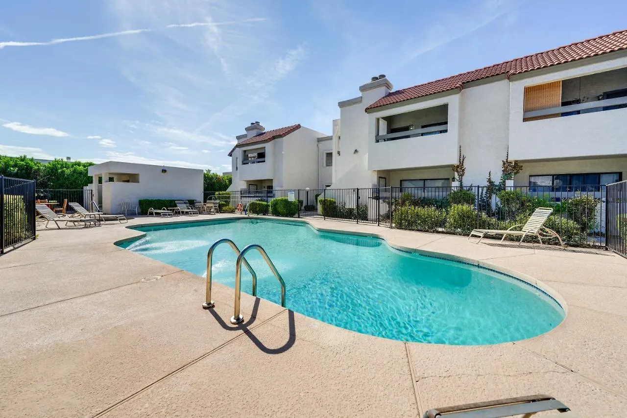 Apartament Modern Scottsdale Oasis With Patio And Pool Access